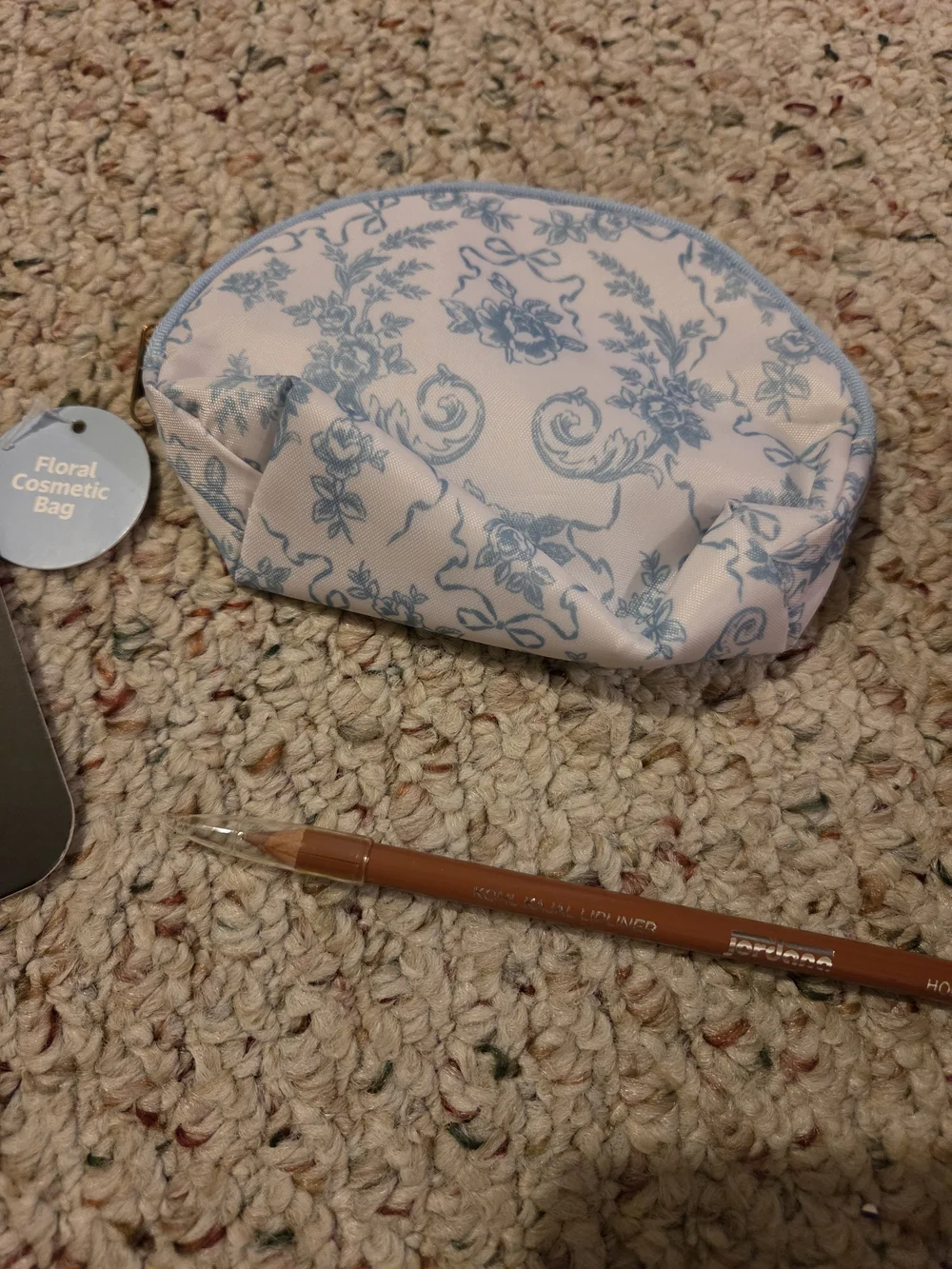 Beauty Bundle- Hair Tyes. Socks, Eyeliner. Cosmetic Bag